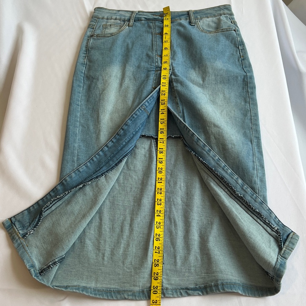 Rhythm + Rose Women Classic Light Blue Denim Skirt with Front Button Slit Size 8 - Picture 11 of 15